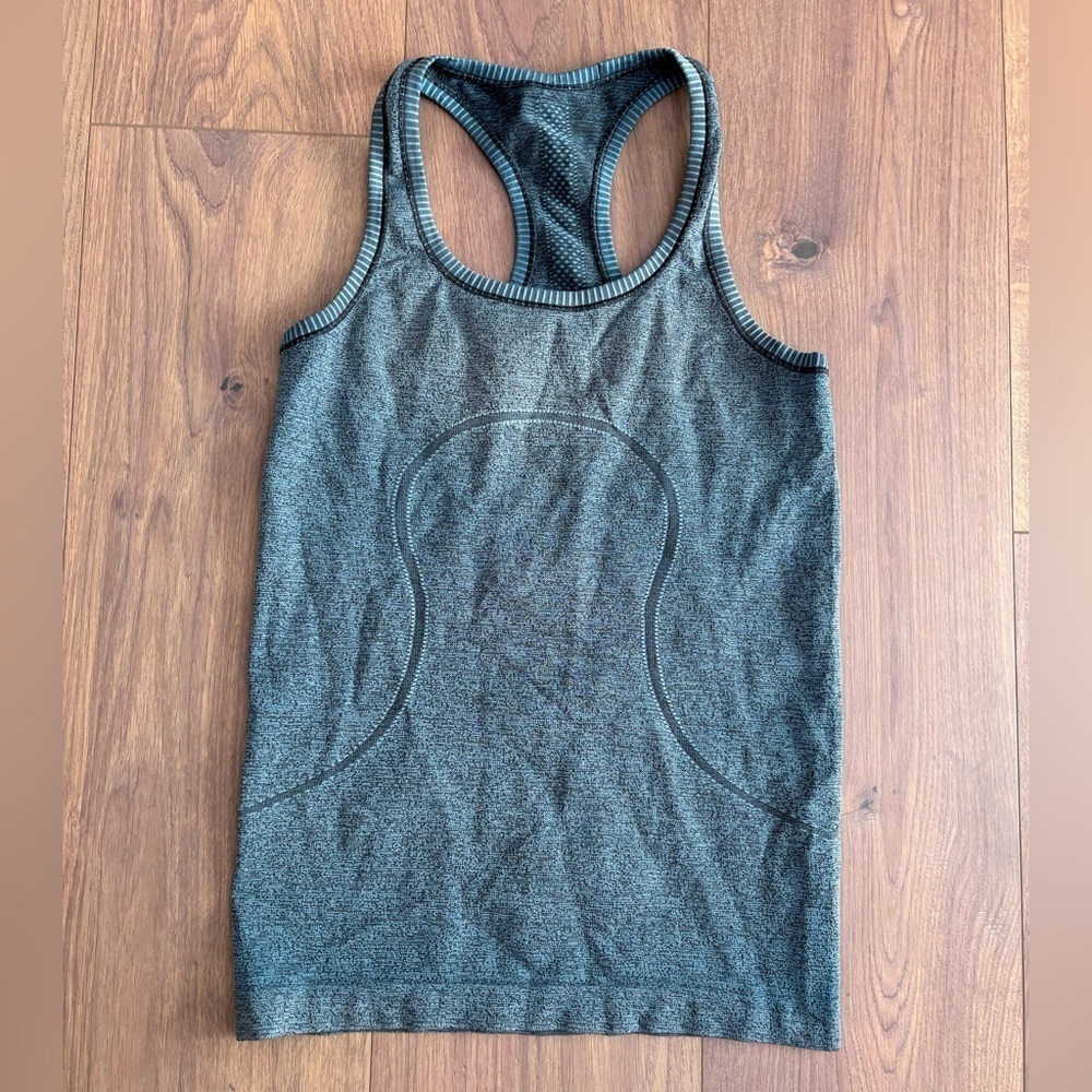 Lululemon Swiftly Tank - Picture 2 of 2